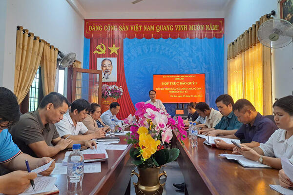 BAN CHỈ ĐẠO XÓA NHÀ TẠM, NHÀ DỘT NÁT XÃ TRÀ SƠN HỌP KIỂM TRA TIẾN ĐỘ TRIỂN KHAI XÓA NHÀ TẠM, NHÀ DỘT NÁT TRÊN ĐỊA BÀN XÃ